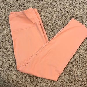 Pale Pink 3/4 length Leggings Womens Size Large